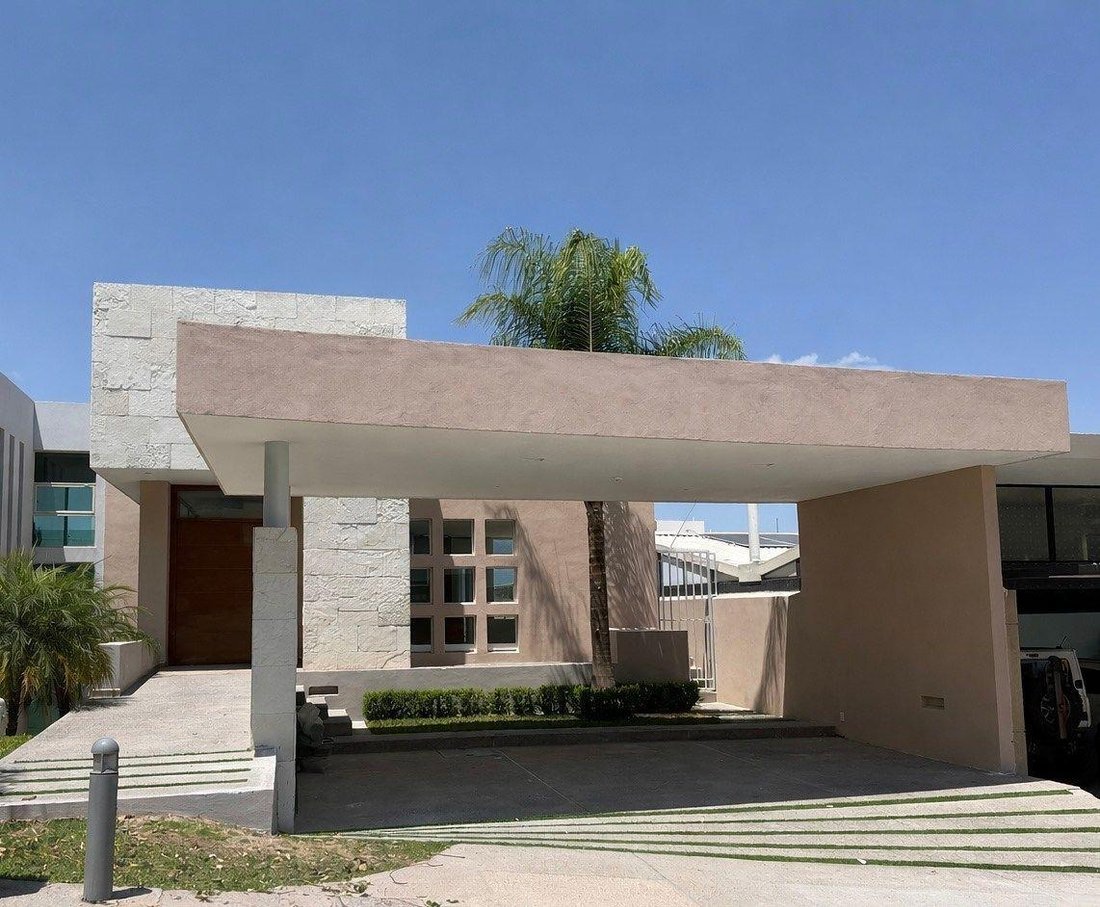 House in San Luis Potosí, San Luis Potosi, Mexico 1 - 18270058