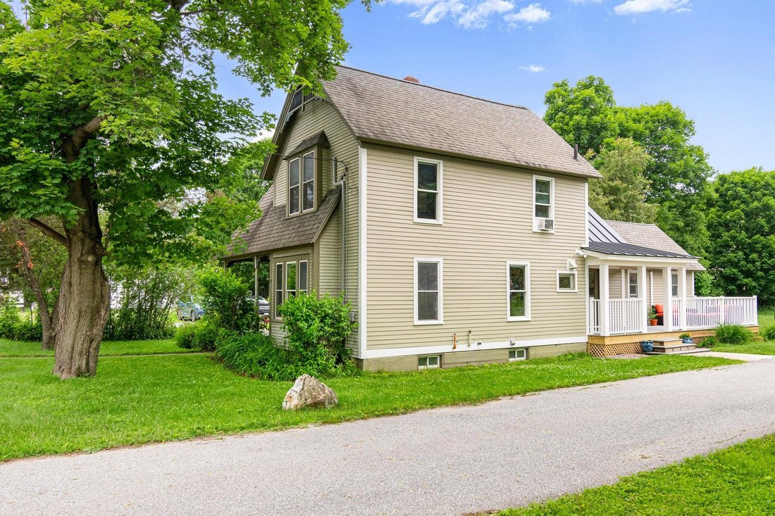 House in Waterbury, Vermont, United States 3 - 18270038
