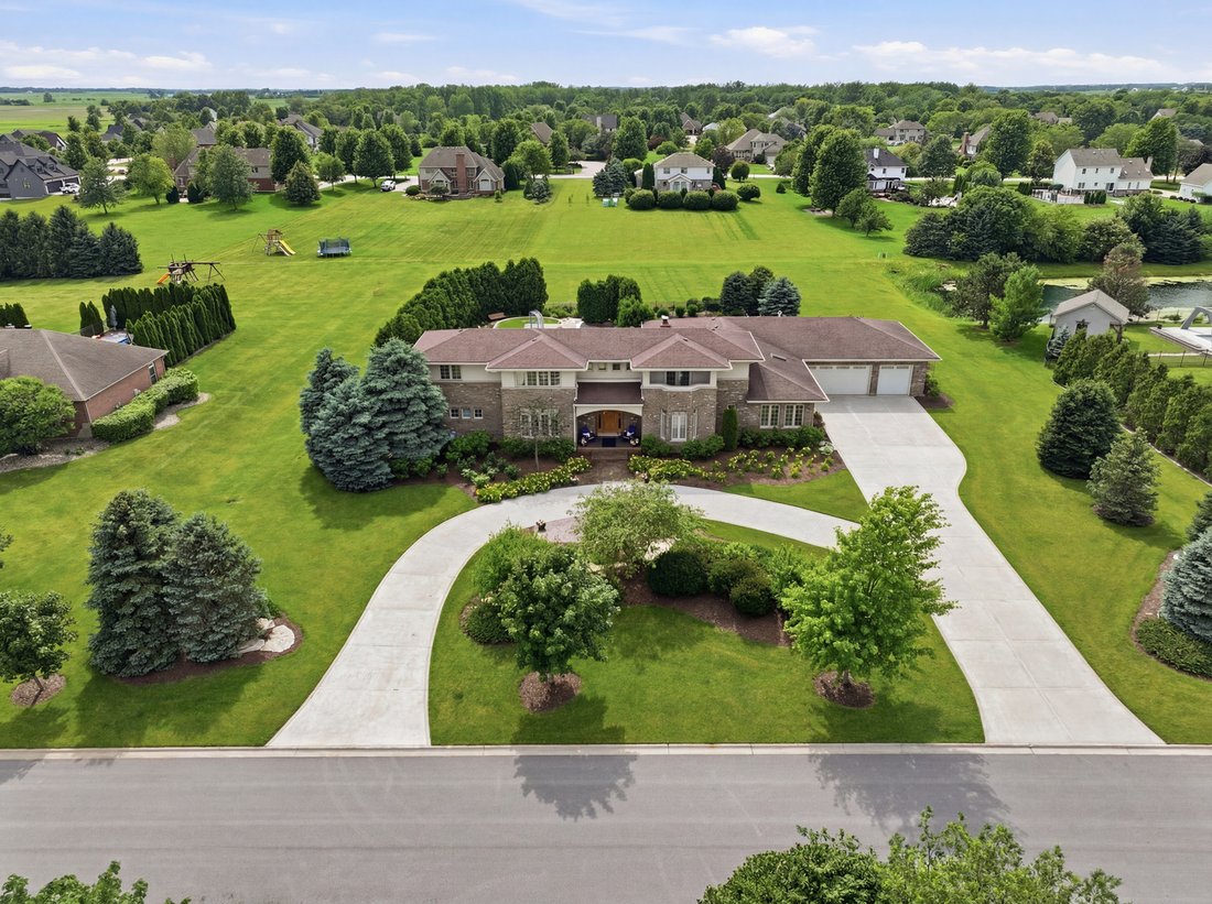 House in Peotone, Illinois, United States 1 - 18270012