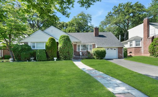House in Fair Lawn, New Jersey, United States 1