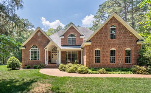 House in Sandy Hook, Virginia, United States 1