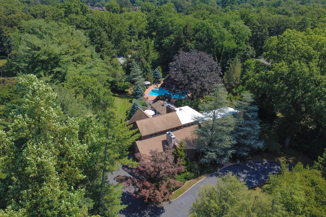 Casa a Old Westbury, New York, Stati Uniti 3 - 18261757