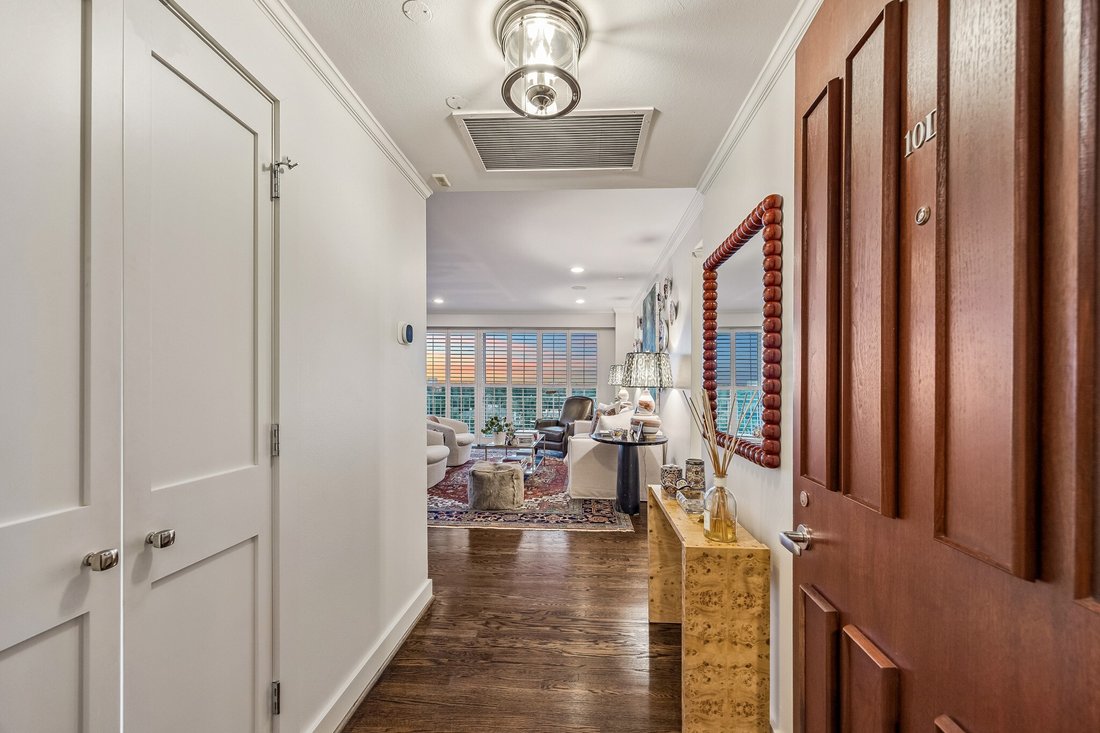 Condo in Houston, Texas, United States 2 - 18269958