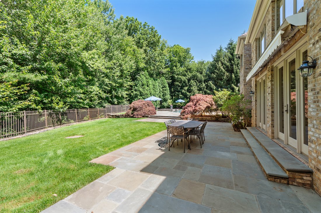 House in Greenwich, Connecticut, United States 4 - 18270039