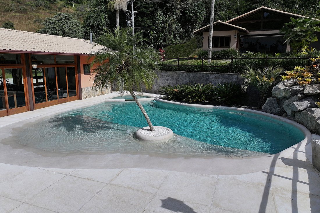 House in Araras, State of Rio de Janeiro, Brazil 3 - 18270035