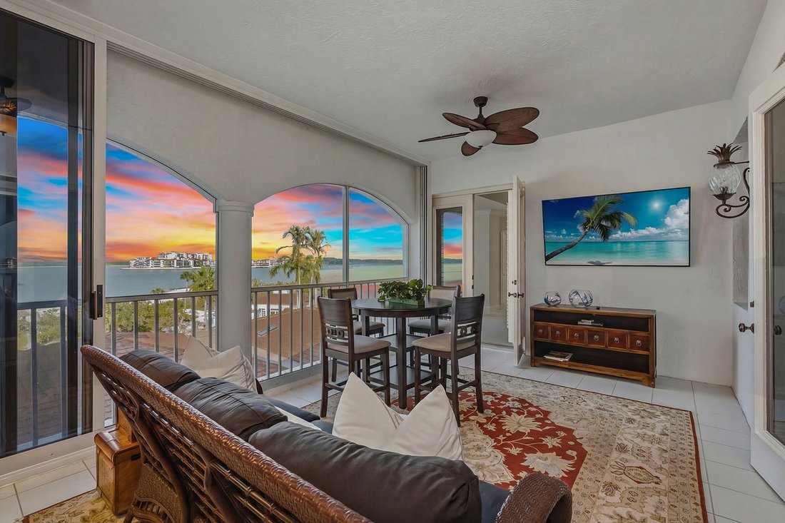 Condo in Marco Island, Florida, United States 2 - 17259100