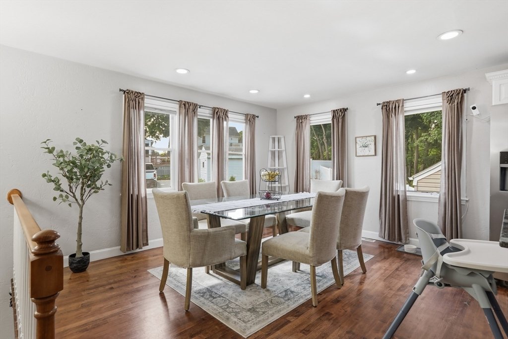House in Saugus, Massachusetts, United States 4 - 18275238