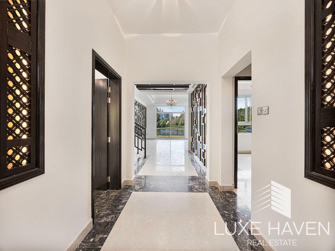 Villa in Jumeirah Islands / Juzur Jumeirah, Dubai, United Arab Emirates 3 - 18276271