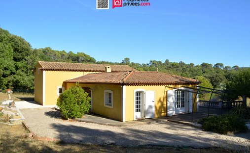 Villa in Besse-sur-Issole, Provence-Alpes-Côte d'Azur, France 1
