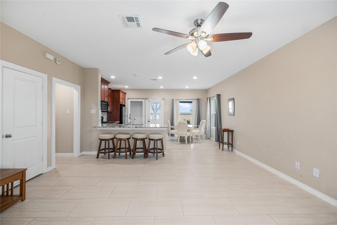 House in Brookshire, Texas, United States 3 - 18275105