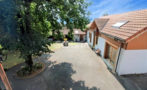 Estate in Fillinges, Auvergne-Rhône-Alpes, France 1