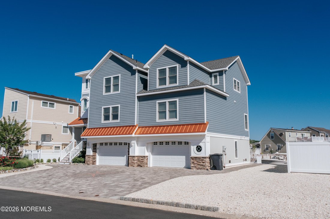 House in Stafford Township, New Jersey, United States 4 - 18273101