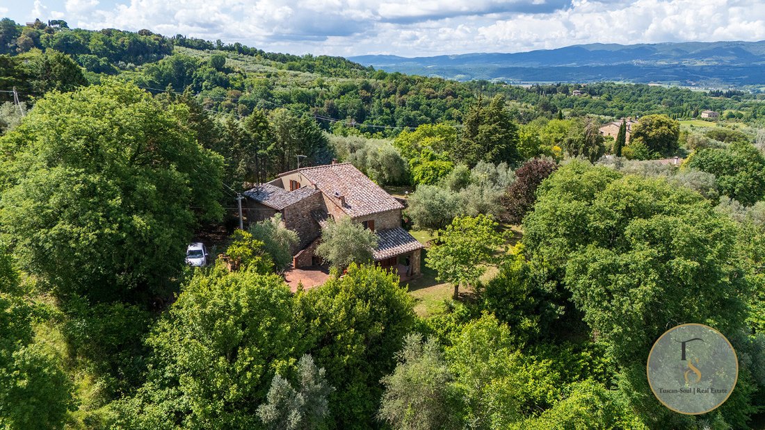Country House in Historic Center, Perugia, Italy 2 - 18272039