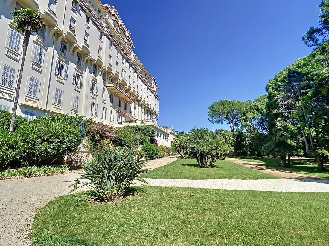 Apartment in Cannes, Provence-Alpes-Côte d'Azur, France 2 - 18272036