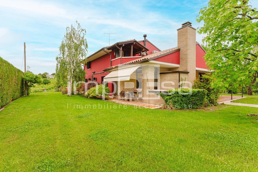 Villa in Refrontolo, Veneto, Italy 2 - 18276128