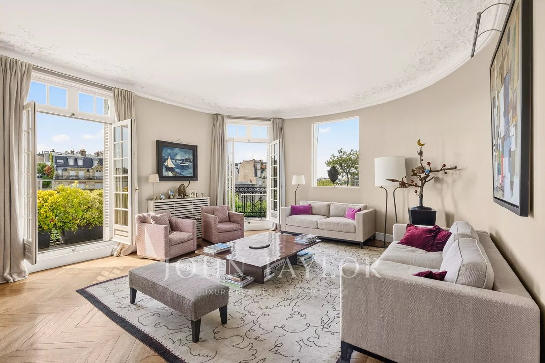 Apartment in Ecole Militaire, Paris 7e Arrondissement, Paris 4 - 18272074