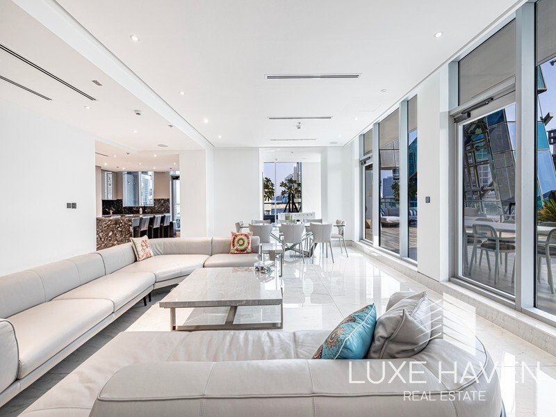 Villa in Business Bay, Dubai, United Arab Emirates 3 - 18276527
