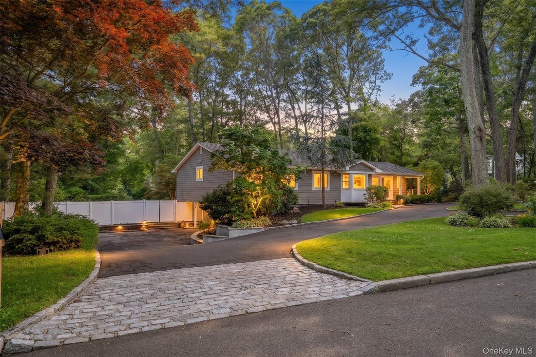 House in Melville, New York, United States 3 - 18273312