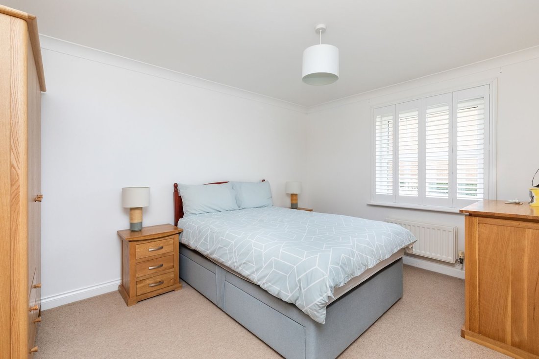 Bungalow in Oakhill, Horsham, England 4 - 18271641