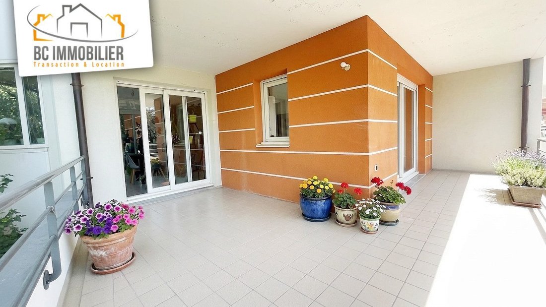 Apartment in Ferney-Voltaire, Auvergne-Rhône-Alpes, France 1 - 18276470