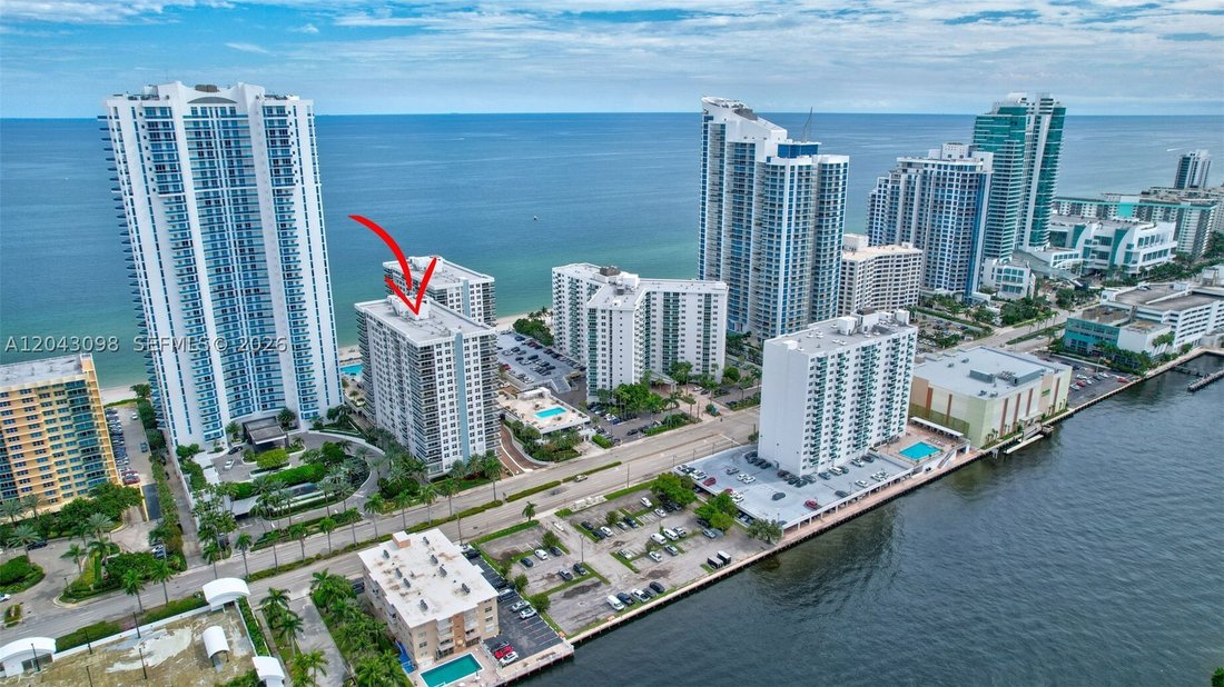 Condo in Hollywood, Florida, United States 2 - 18270361