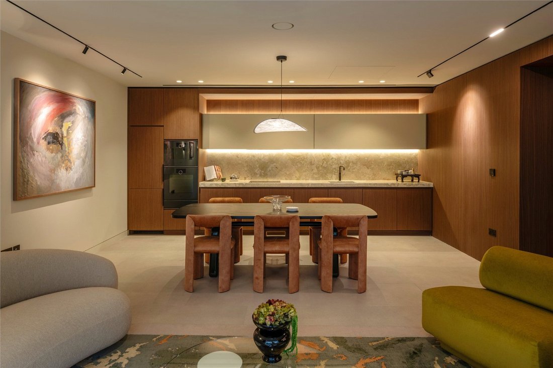 Apartment in Hyde Park, Westminster, England 4 - 18270346