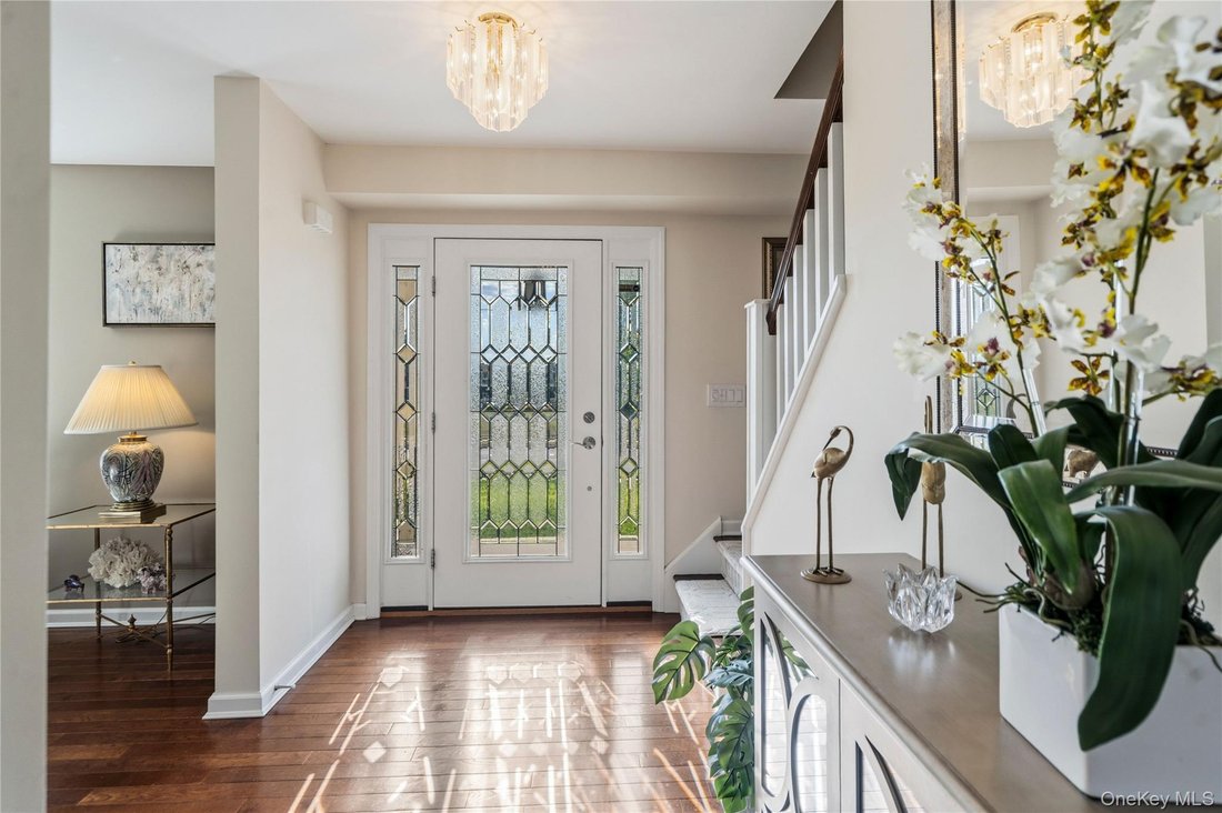 House in Massapequa, New York, United States 3 - 18271233