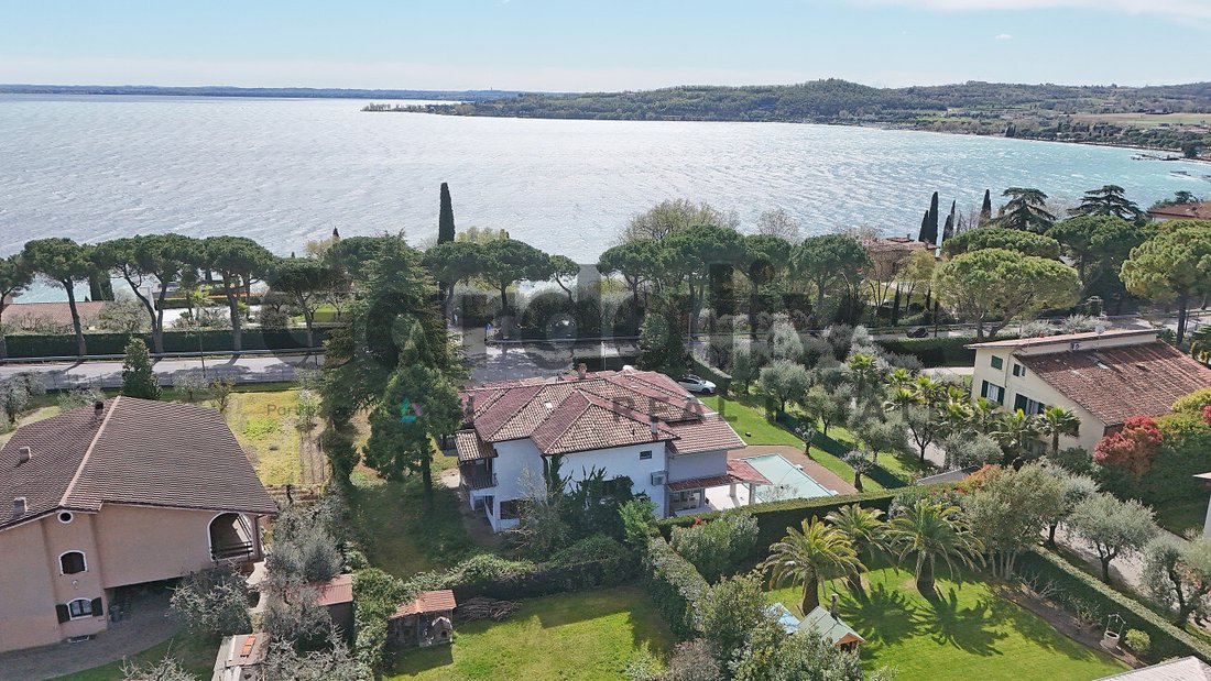 House in Padenghe sul Garda, Lombardy, Italy 3 - 18275802