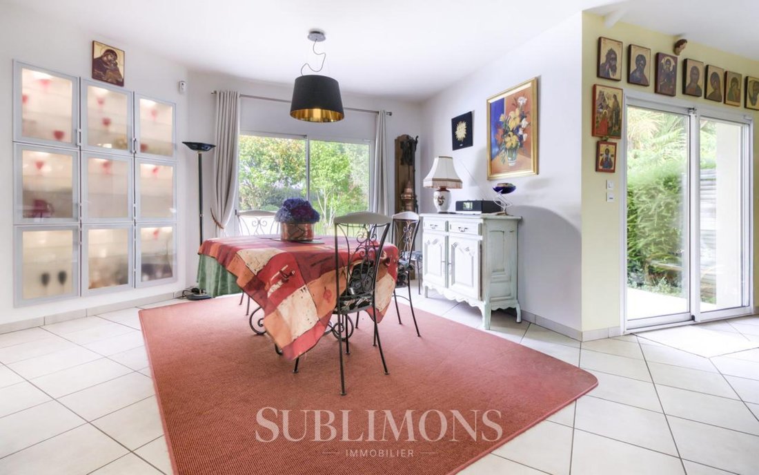 House in Centre Peri, Saint-Ave, France 4 - 18275550