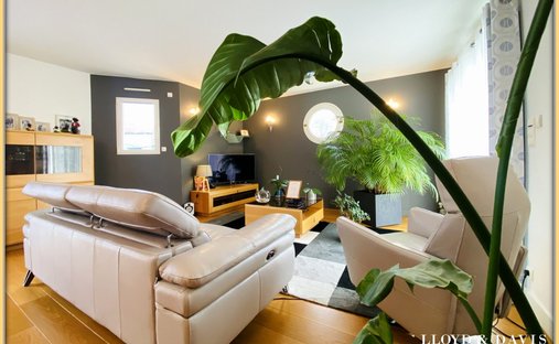 House in Dompierre-sur-Mer, Nouvelle-Aquitaine, France 1
