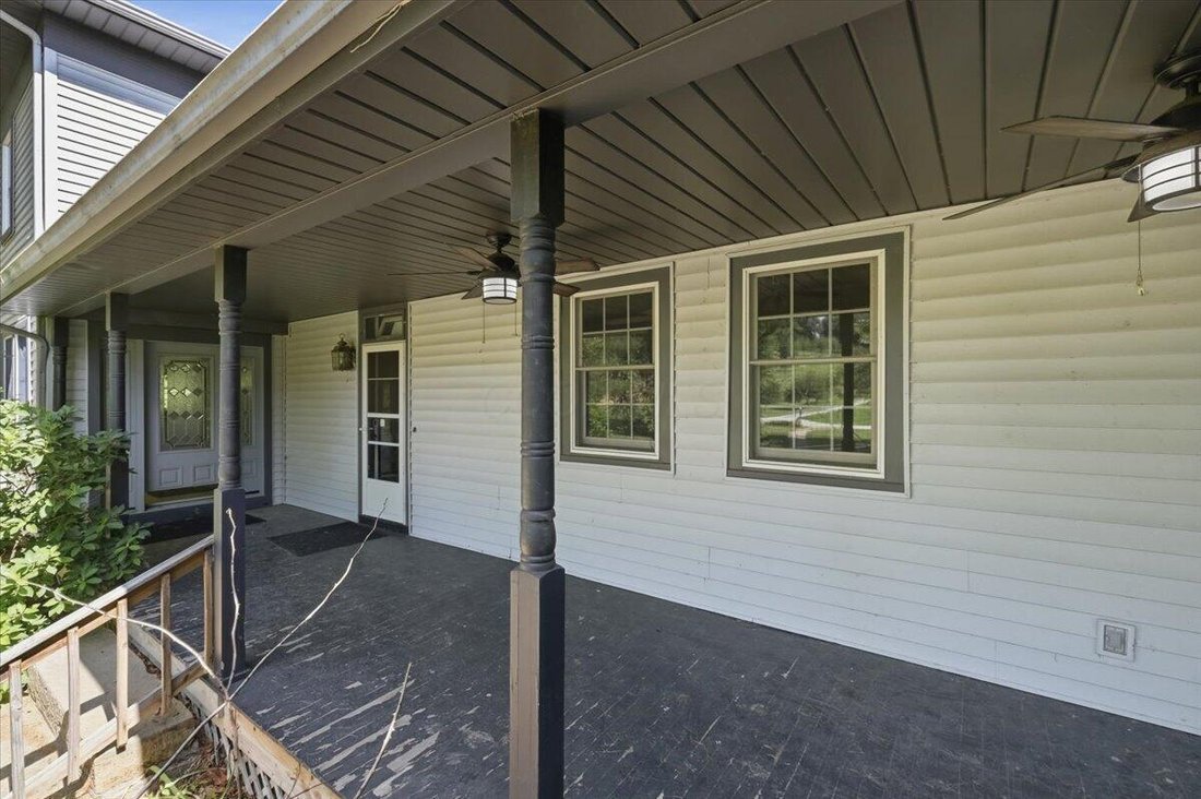 House in Danville, Ohio, United States 3 - 18270155