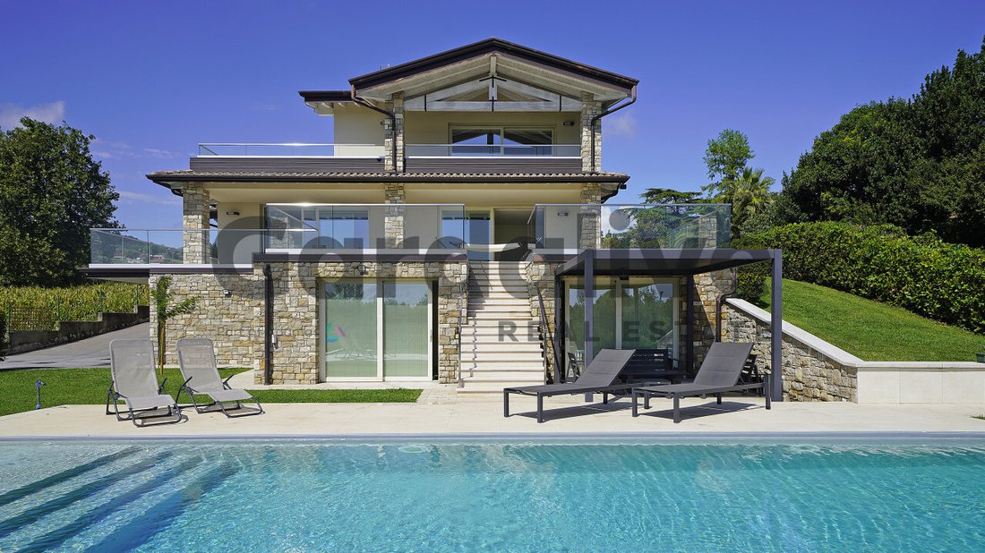 Villa in Moniga del Garda, Lombardy, Italy 1 - 18275699