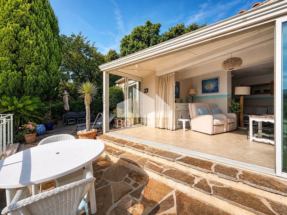 Casa a Le Lavandou, Provenza-Alpi-Costa Azzurra, Francia 3 - 18274020