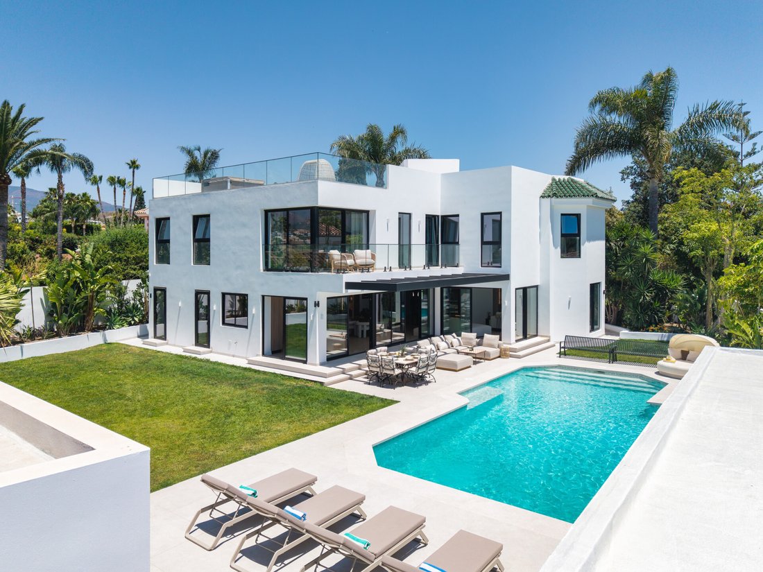 Villa in Bel-Air, Estepona, Andalusia 1 - 18271860