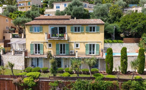 Villa in Falicon, Provence-Alpes-Côte d'Azur, France 1