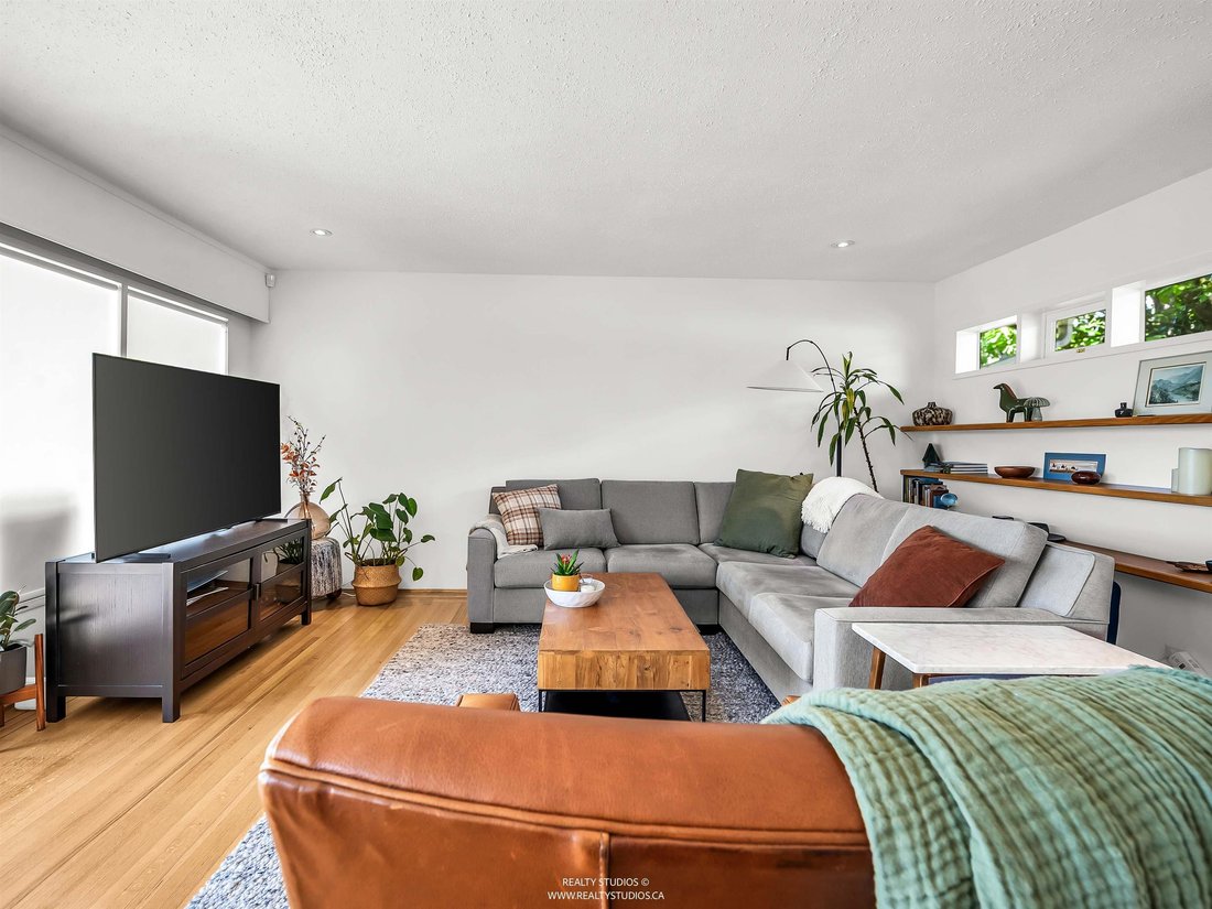 House in North Vancouver, British Columbia, Canada 4 - 18276598