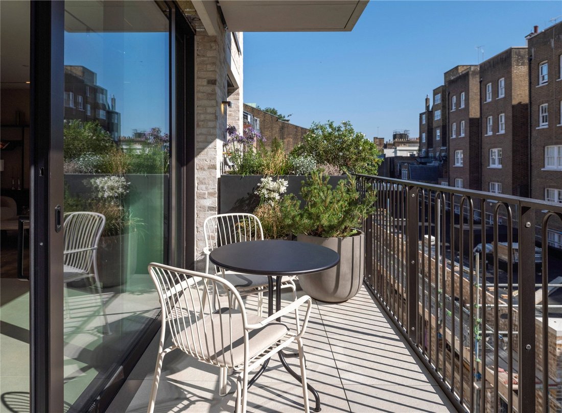 Apartment in Hyde Park, Westminster, England 1 - 18270342