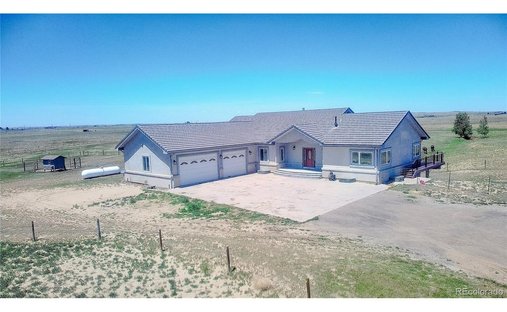 House in Strasburg, Colorado, United States 1