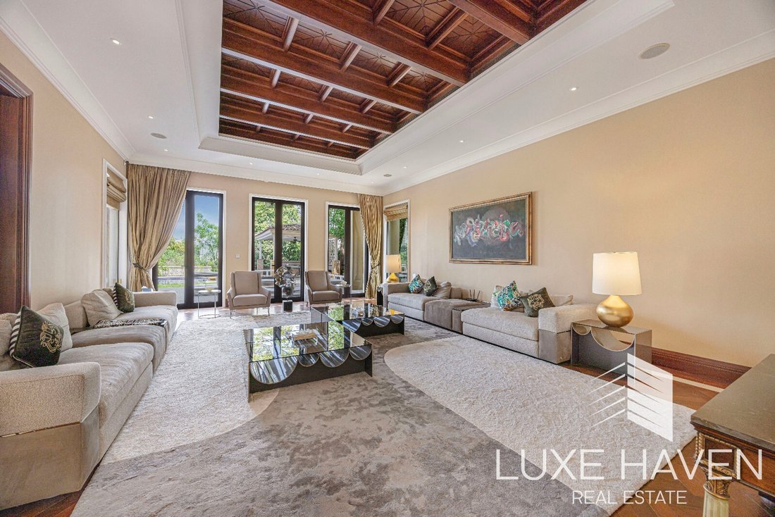 Villa in Emirates Hills, Dubai, United Arab Emirates 5 - 18276360