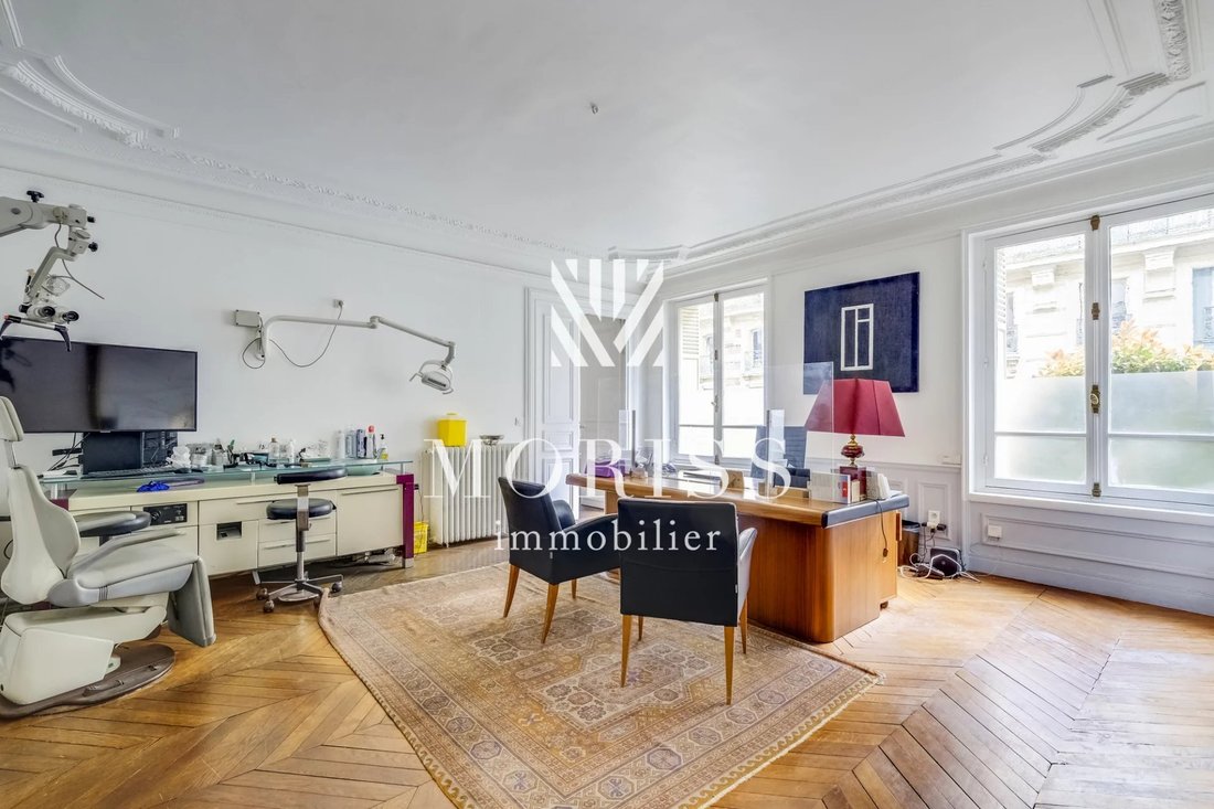Apartment in Hoche-Friedland, Paris 8e Arrondissement, Paris 3 - 18271863