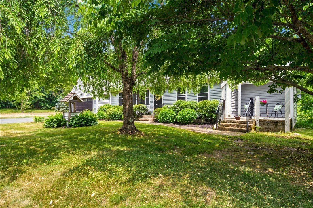 House in Burrillville, Rhode Island, United States 4 - 18273178