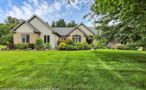 House in Meridian charter Township, Michigan, United States 1