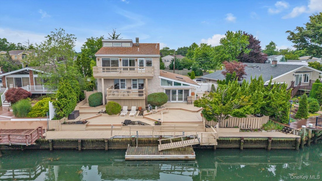 House in Bellmore, New York, United States 1 - 18271745