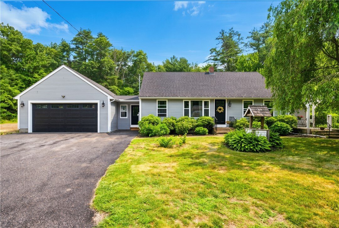 House in Burrillville, Rhode Island, United States 1 - 18273178