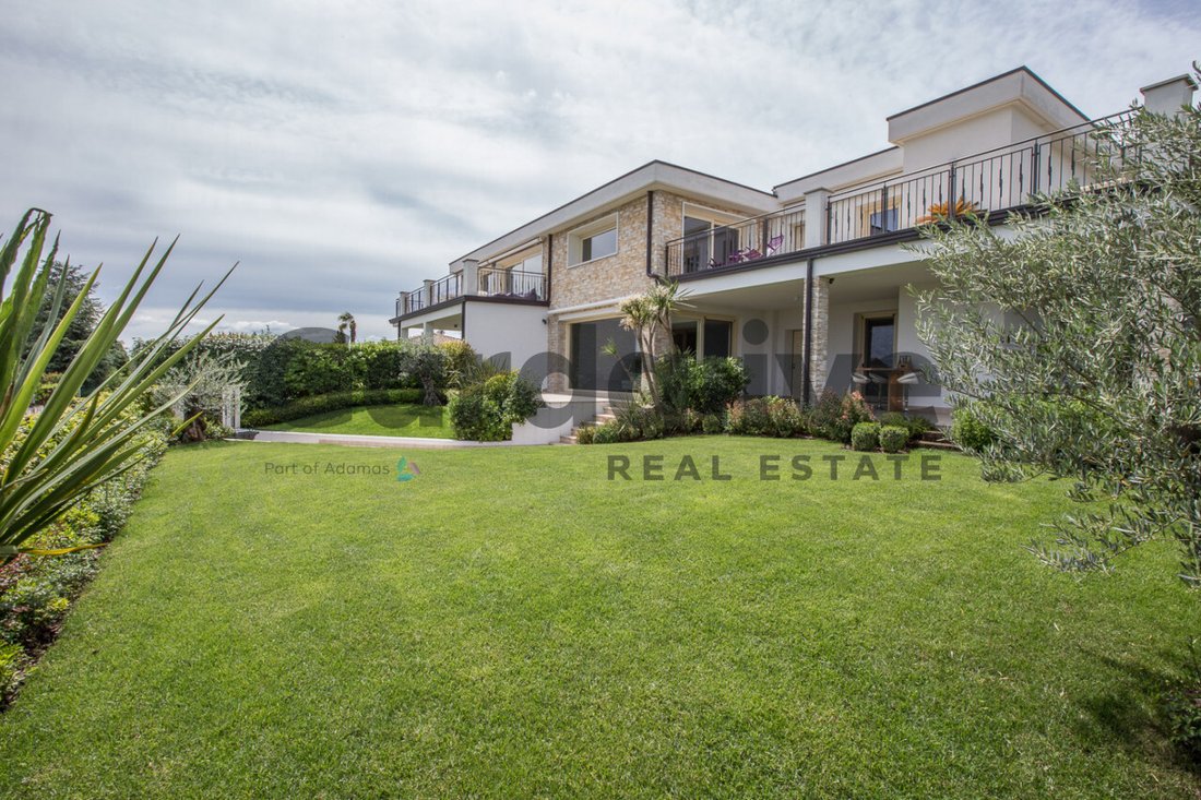 House in Padenghe sul Garda, Lombardy, Italy 4 - 18275669