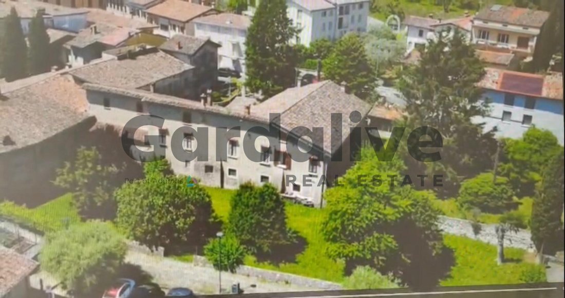 Apartment in Padenghe sul Garda, Lombardy, Italy 4 - 18275738