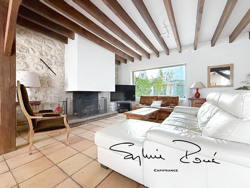House in Les Lilas, Ile-de-France, France 1 - 18271172