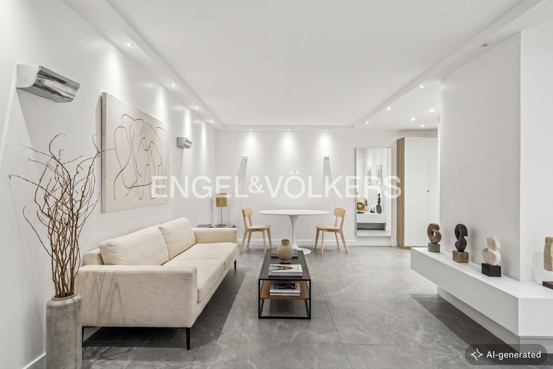 Apartment in Muette Sud, Paris 16e Arrondissement, Paris 5 - 15220613