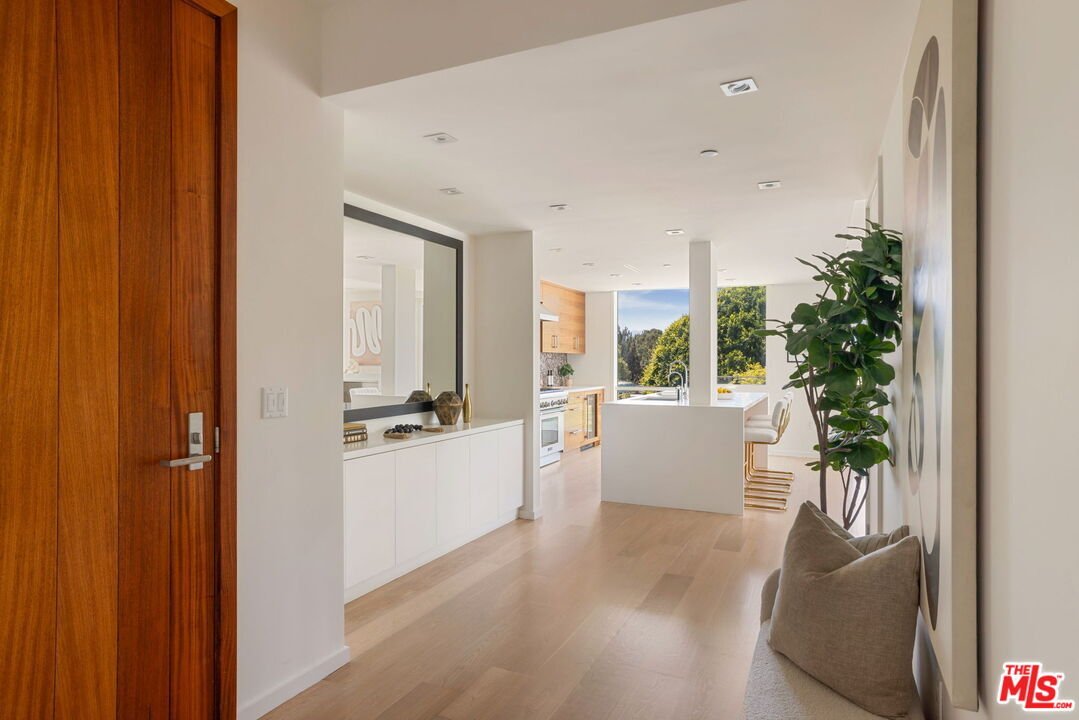 Condo in Santa Monica, California, United States 2 - 18271692