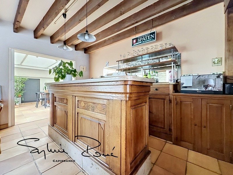 House in Les Lilas, Ile-de-France, France 5 - 18271172